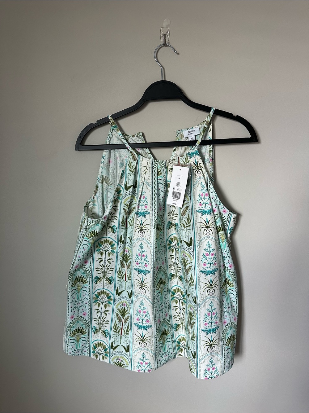 Crown & Ivy floral Halter Top